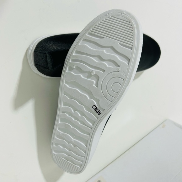 SHEIN ☀️Sz 7.5 Black W/White Trim Athletic Shoe / NIB - Picture 7 of 11